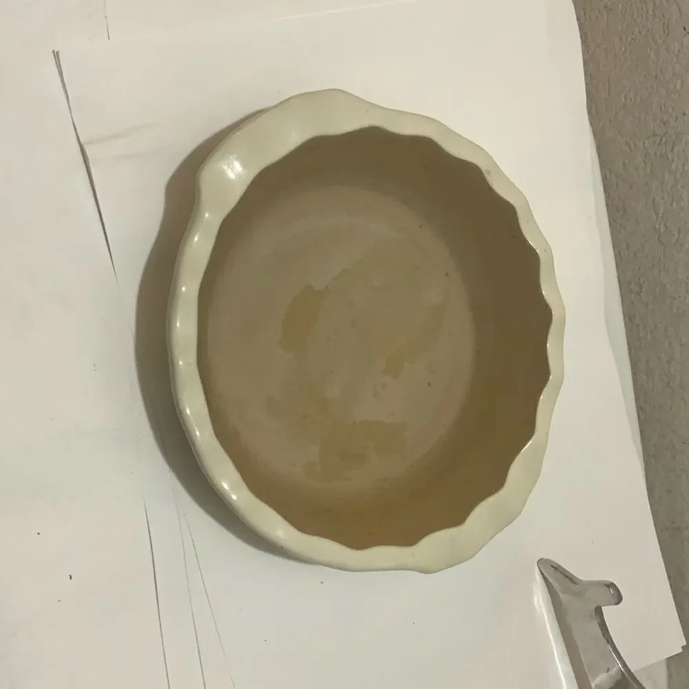 Pampered Chef Family Heritage New Traditions Stoneware Fluted Pie Plate Pan